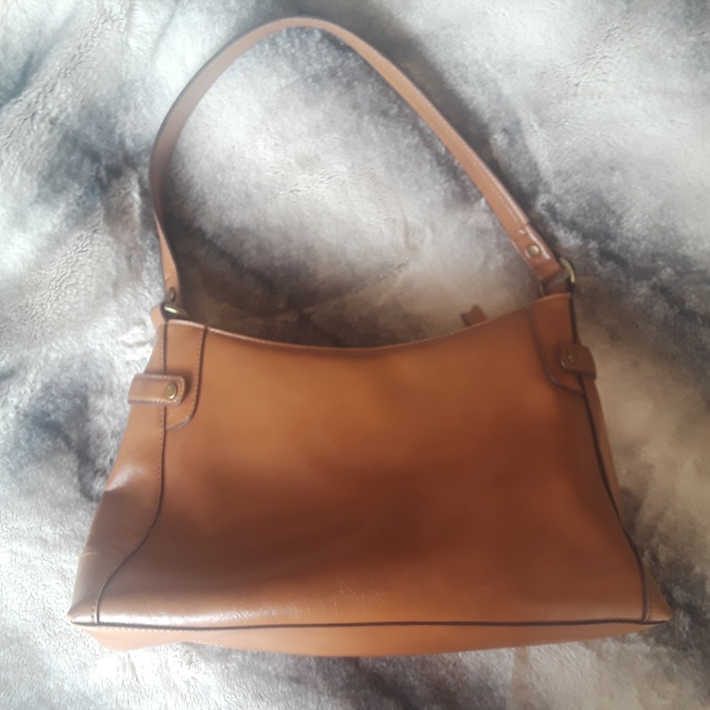 Liz Claiborne Light Brown Shoulder Purse w/Buckle - Picture 4 of 5